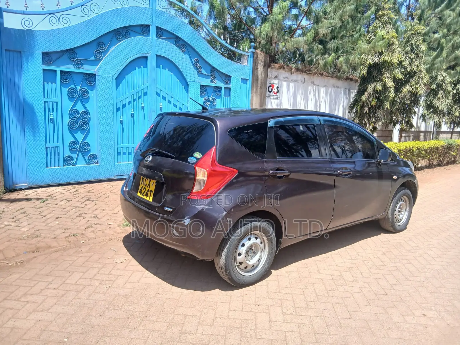 Nissan Note 2012 Red