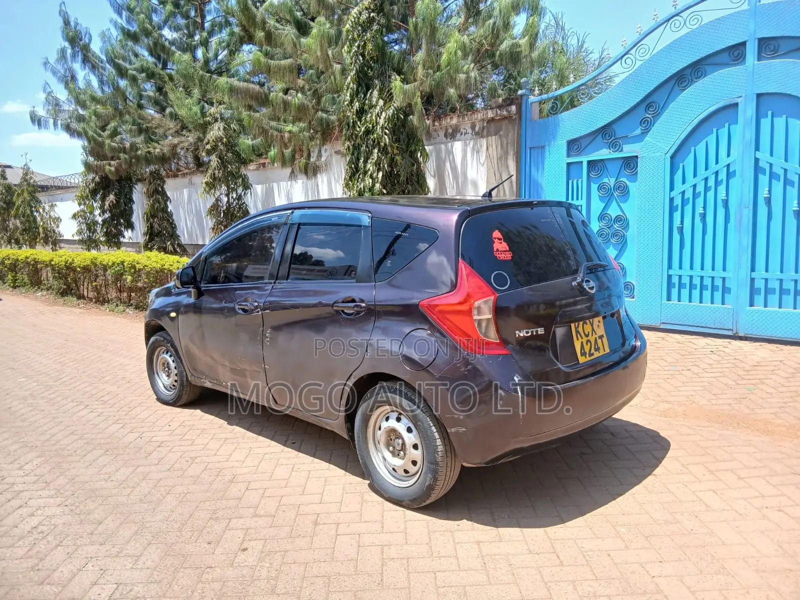 Nissan Note 2012 Red
