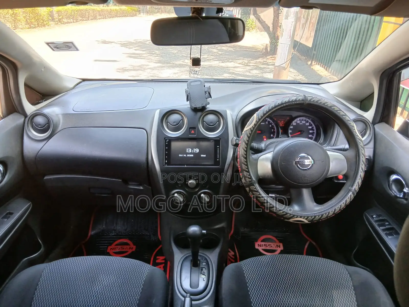 Nissan Note 2012 Red