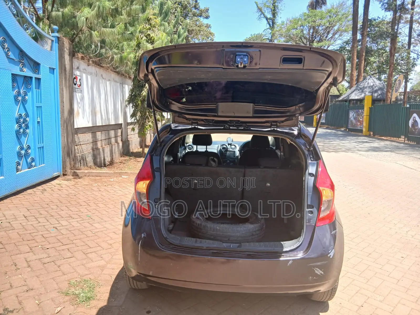 Nissan Note 2012 Red