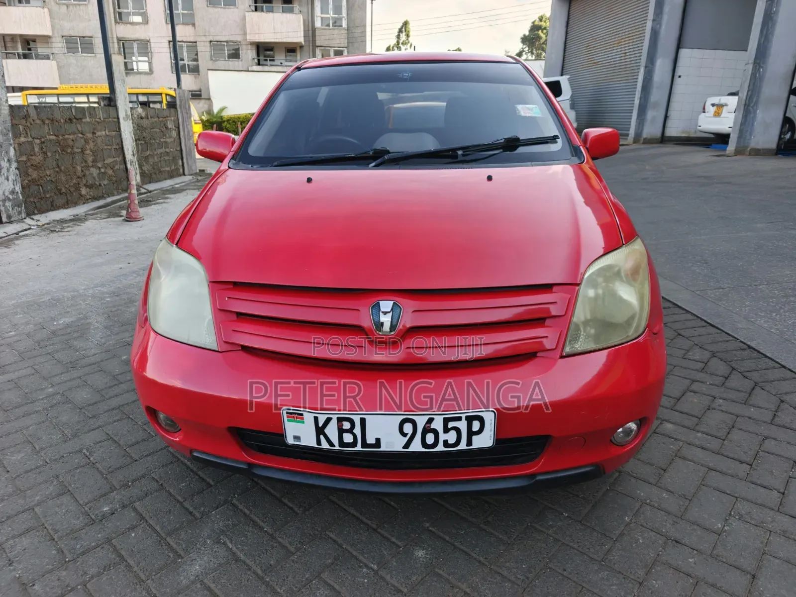 Toyota IST 2004 Red