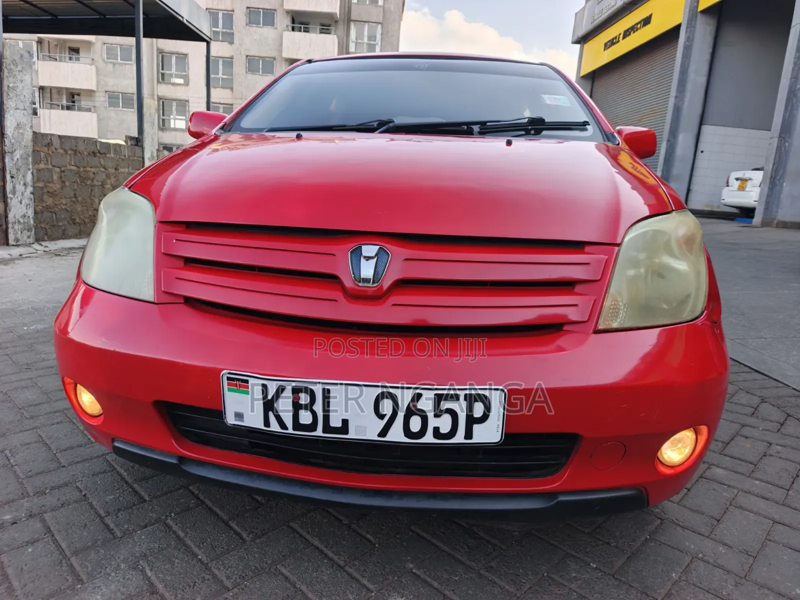 Toyota IST 2004 Red