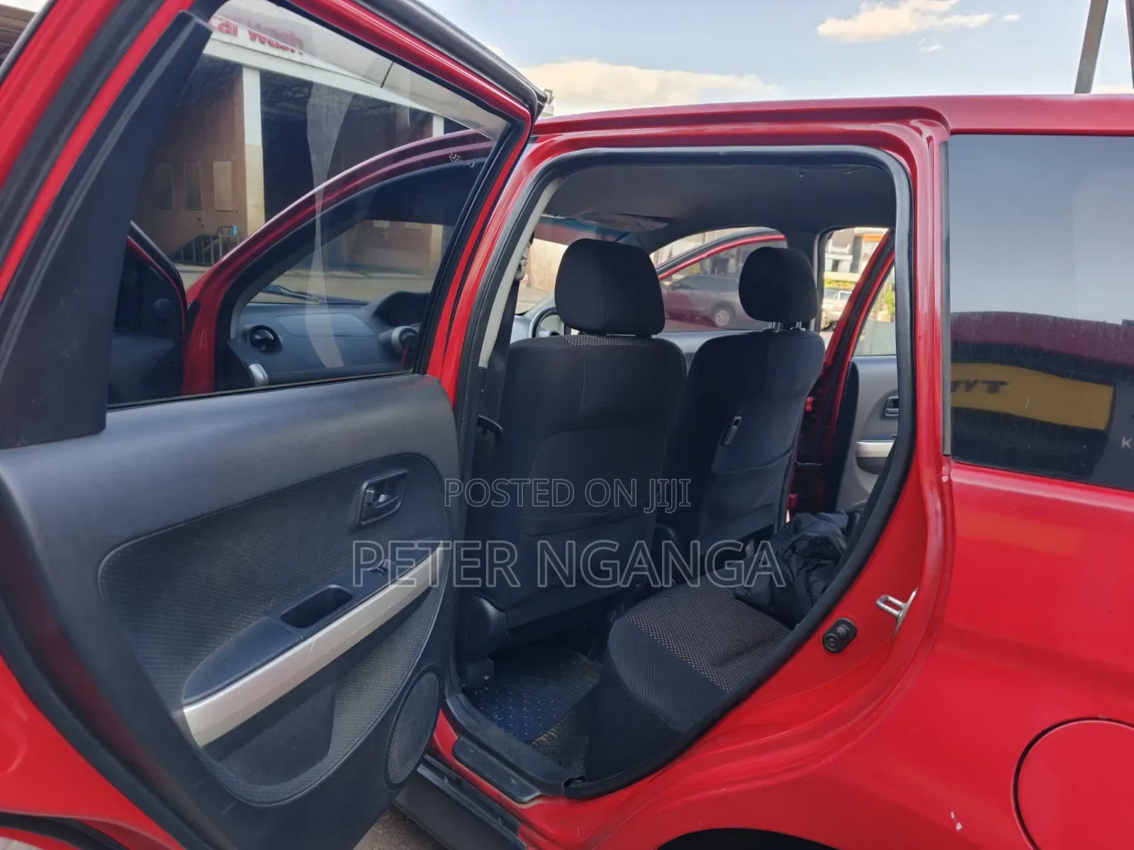 Toyota IST 2004 Red