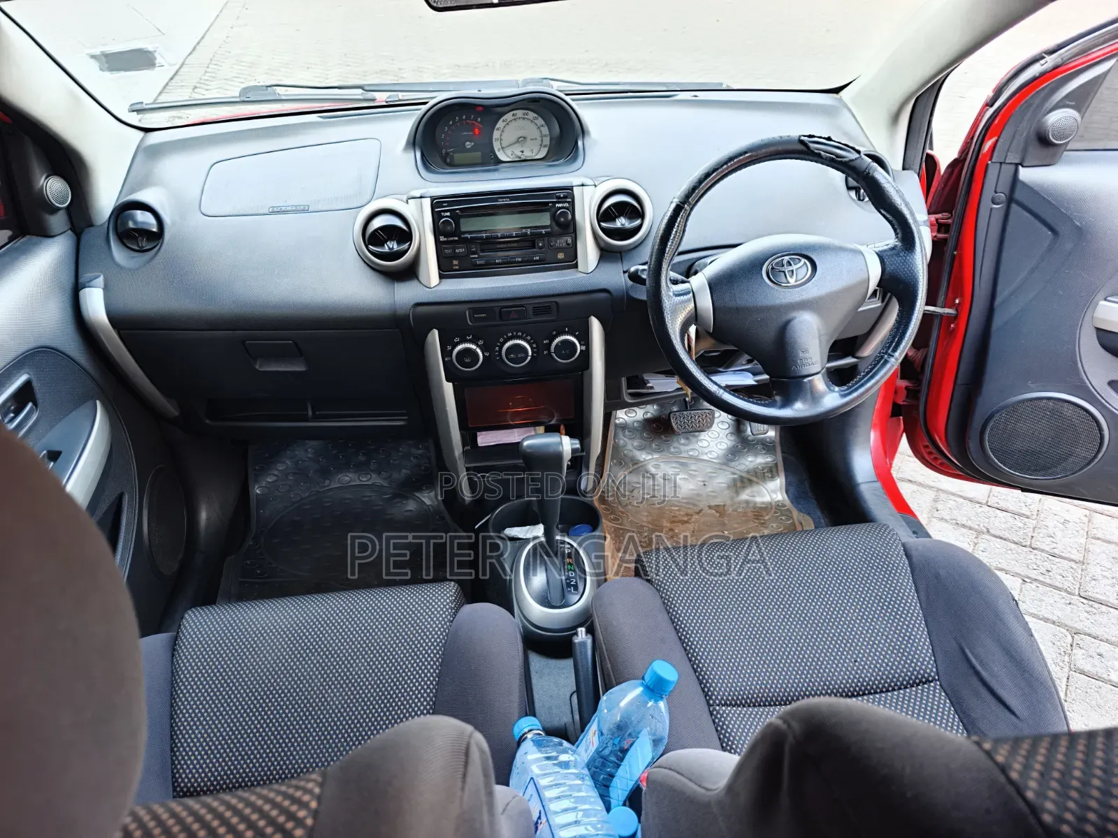 Toyota IST 2004 Red