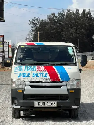 Toyota HiAce 2016 White