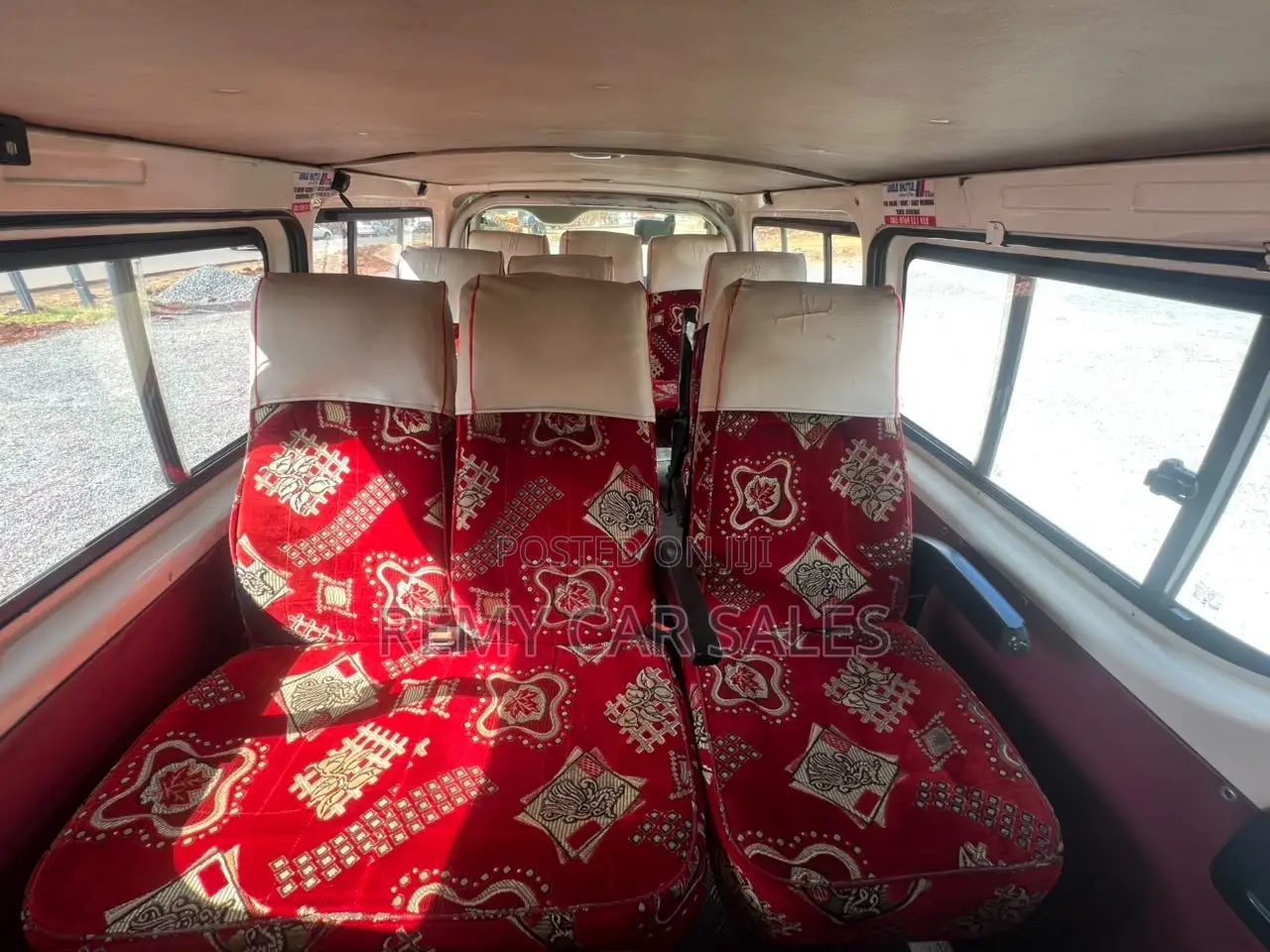 Toyota HiAce 2016 White