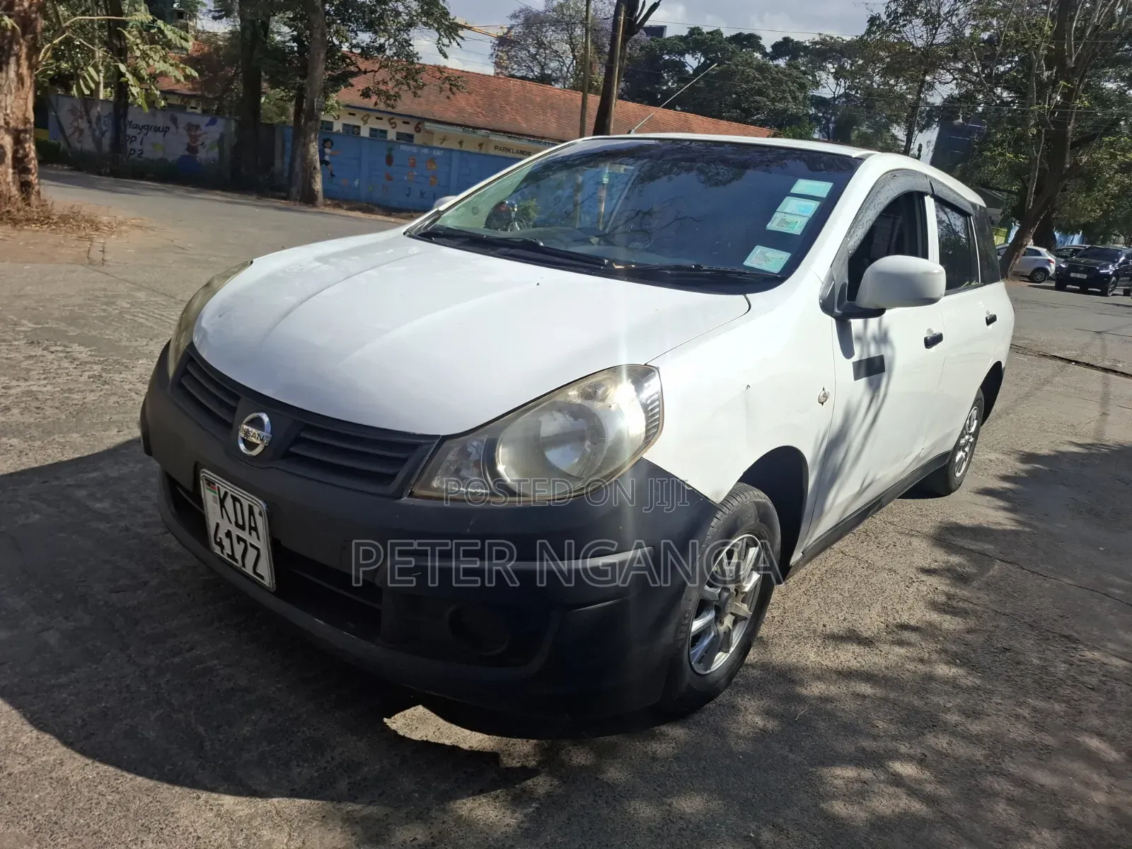 Nissan Advan 2013 White