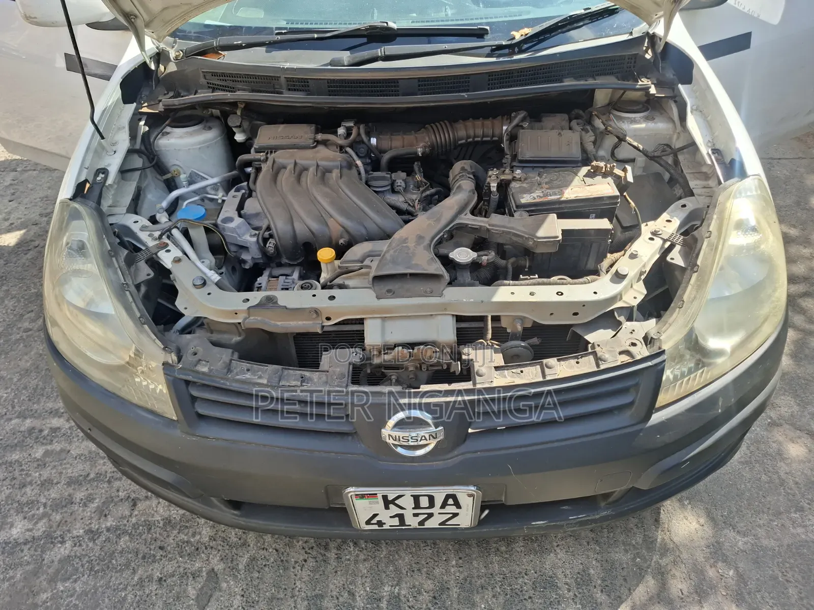 Nissan Advan 2013 White