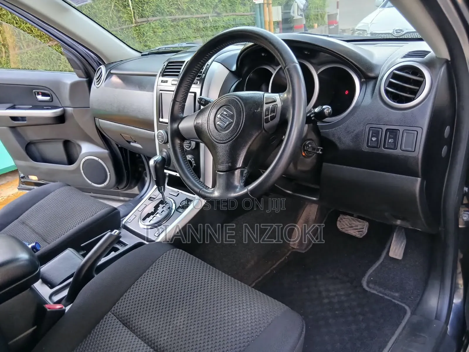 Suzuki Escudo 2010 Black