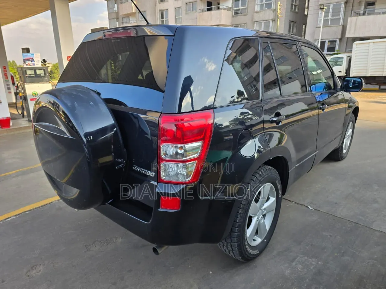 Suzuki Escudo 2010 Black