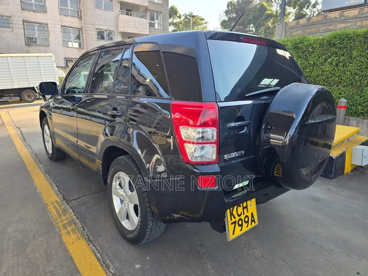 Suzuki Escudo 2010 Black