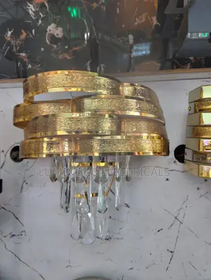 Luxury Gold Textured Ribbon Crystal Sconce Wall Light