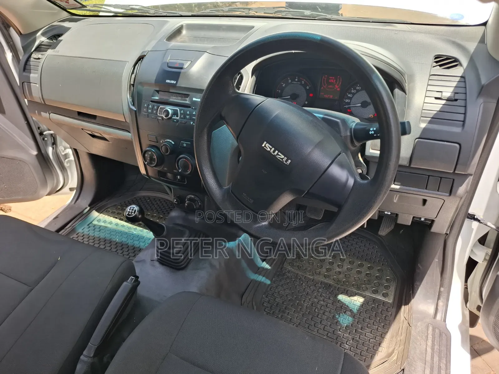 Isuzu D-MAX 2024 White