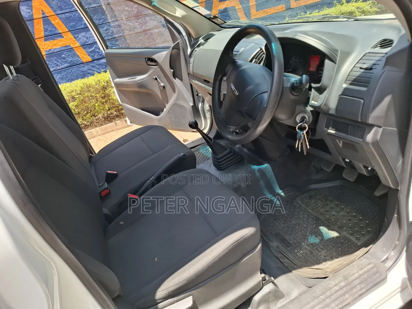 Isuzu D-MAX 2024 White