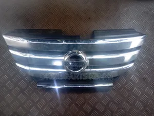 Nissan Serena 2016 Grill