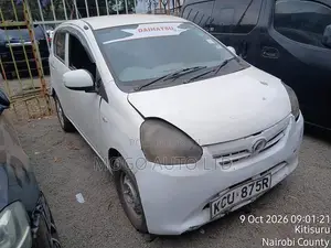 Daihatsu Mira 2012 White