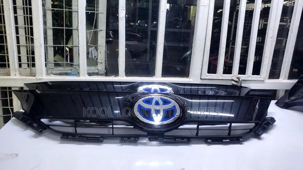 Toyota Harrier 2020 Front Grille - main view