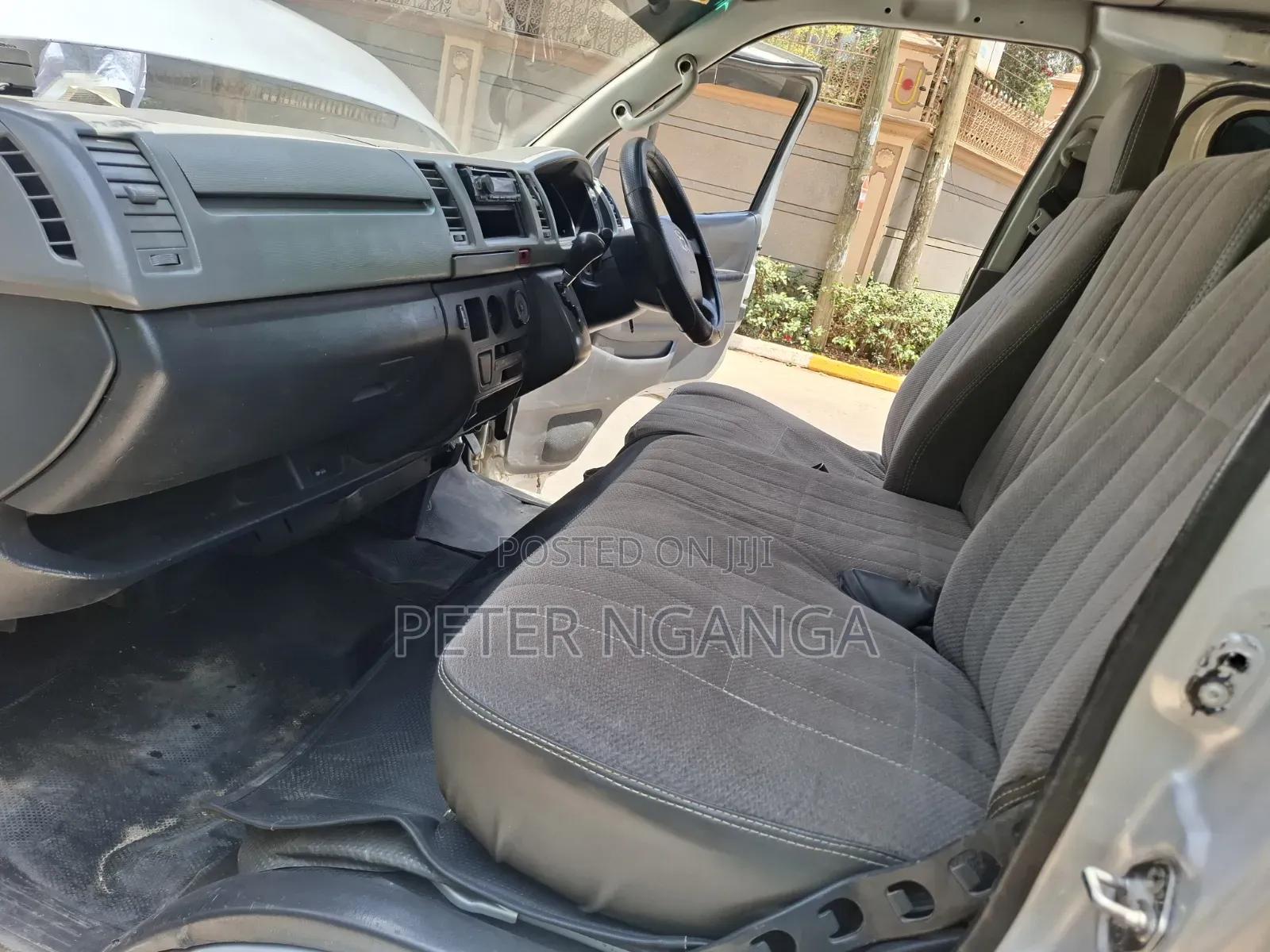 Toyota HiAce 2012 Grey