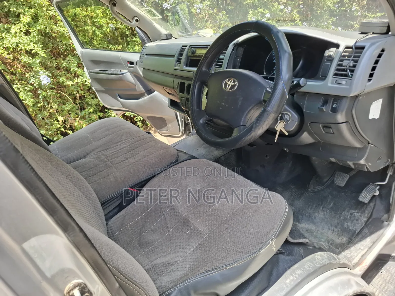 Toyota HiAce 2012 Grey