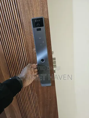 Smart Door Lock With Face Recognition, Fingerprint, Pin Code and Key