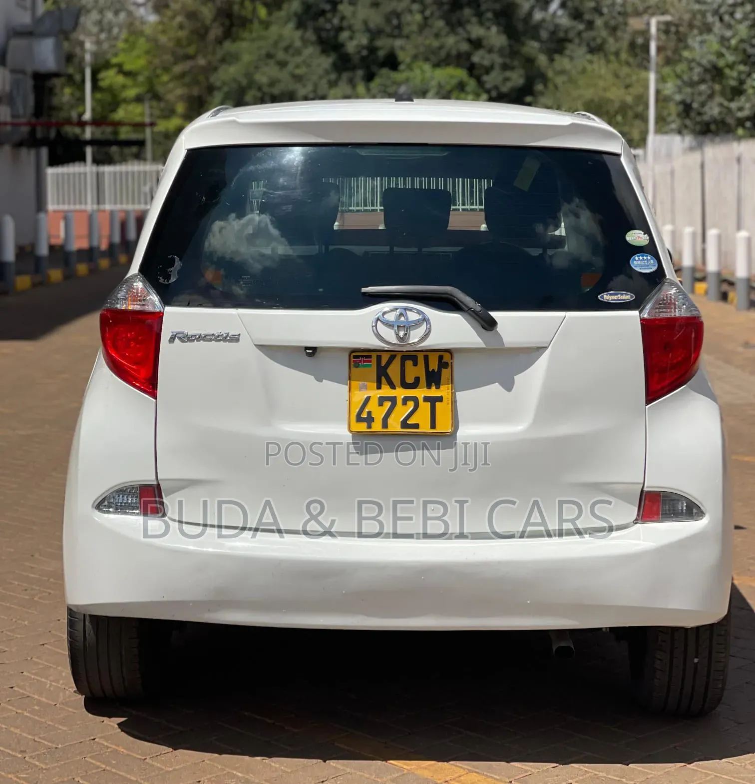 Toyota Ractis 2012 White