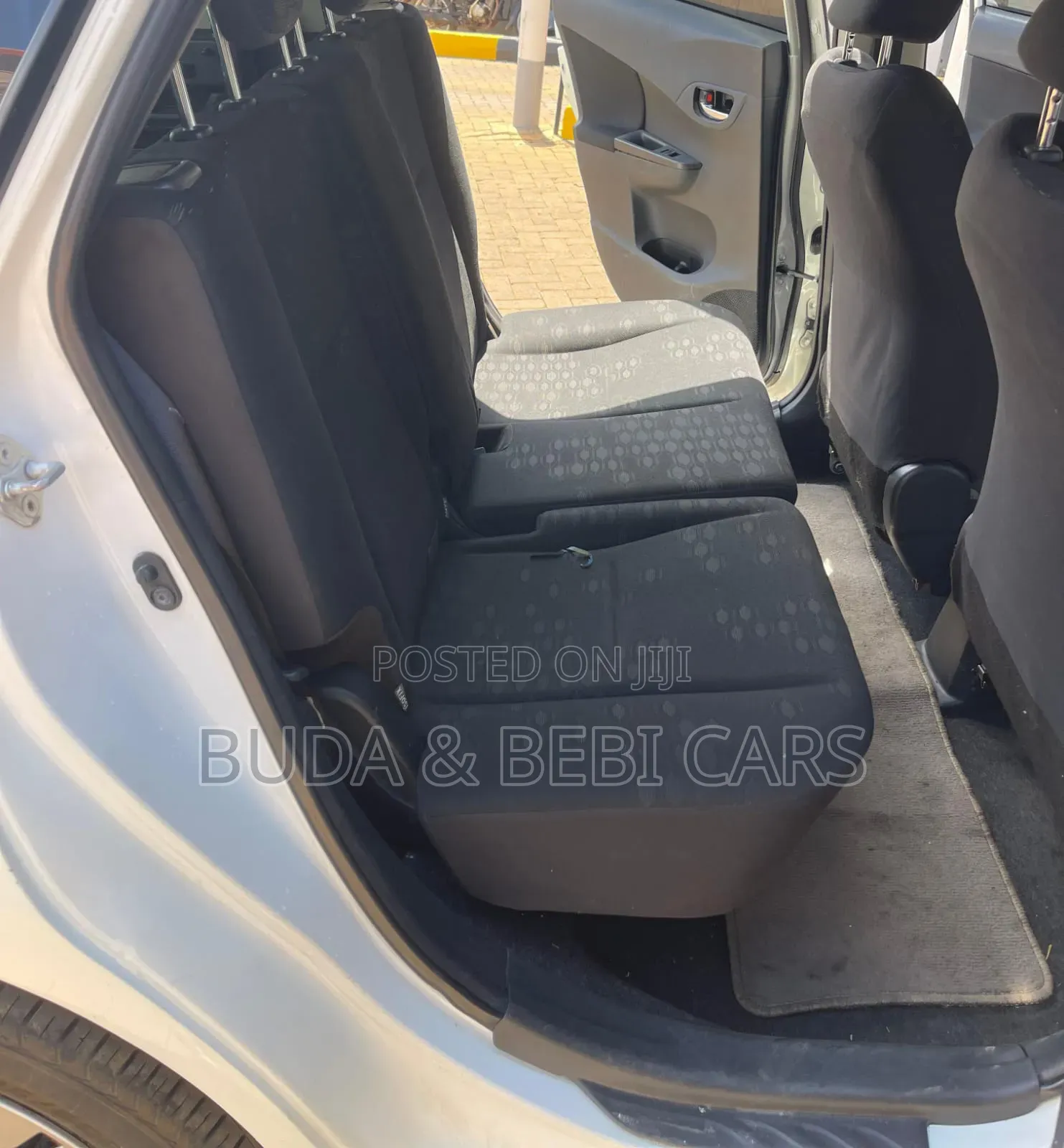 Toyota Ractis 2012 White