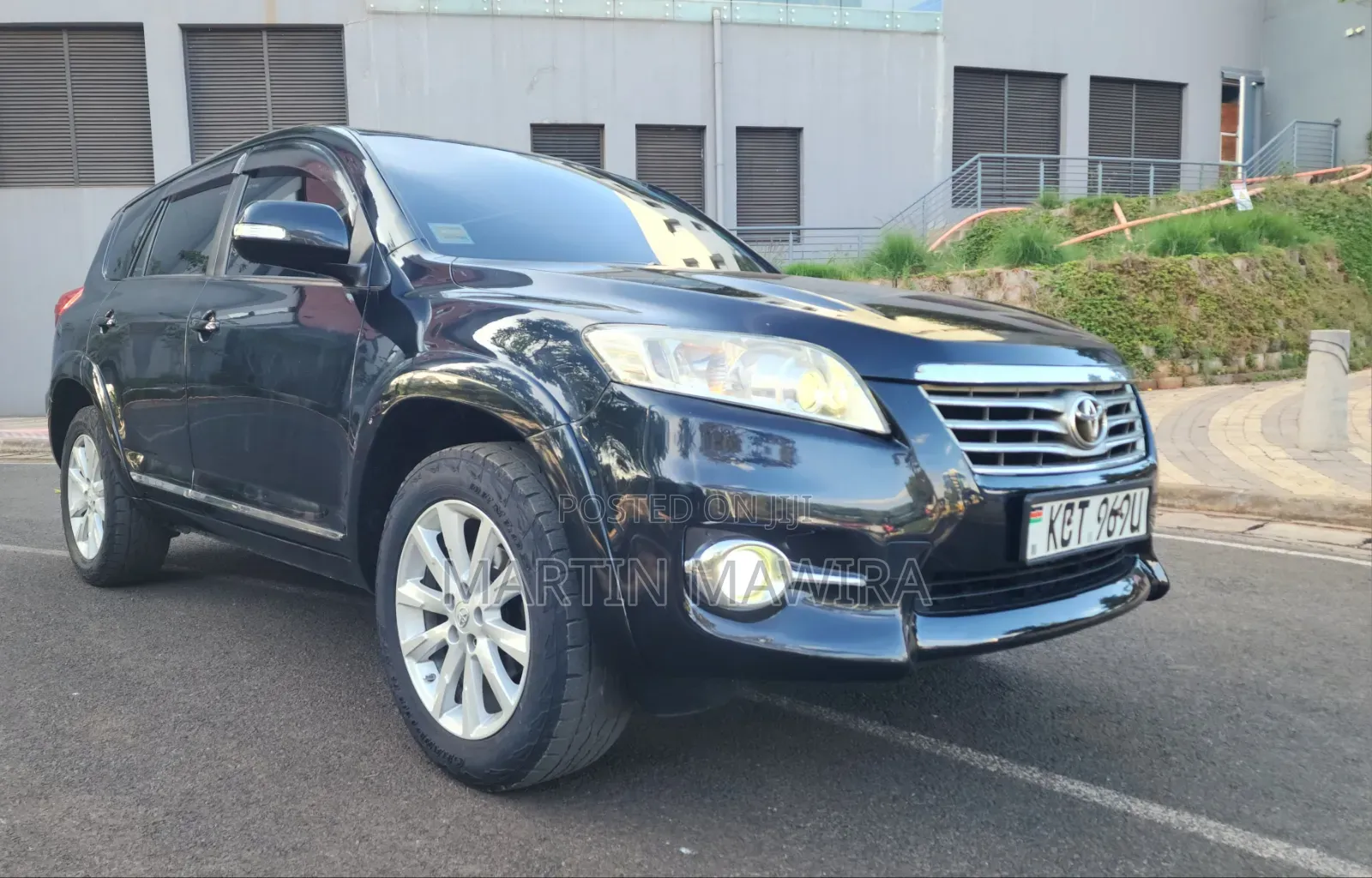 Toyota Vanguard 2012