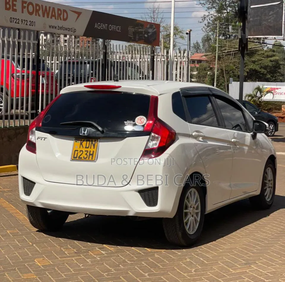 Honda Fit 2016 White