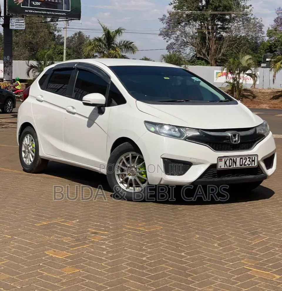 Honda Fit 2016 White