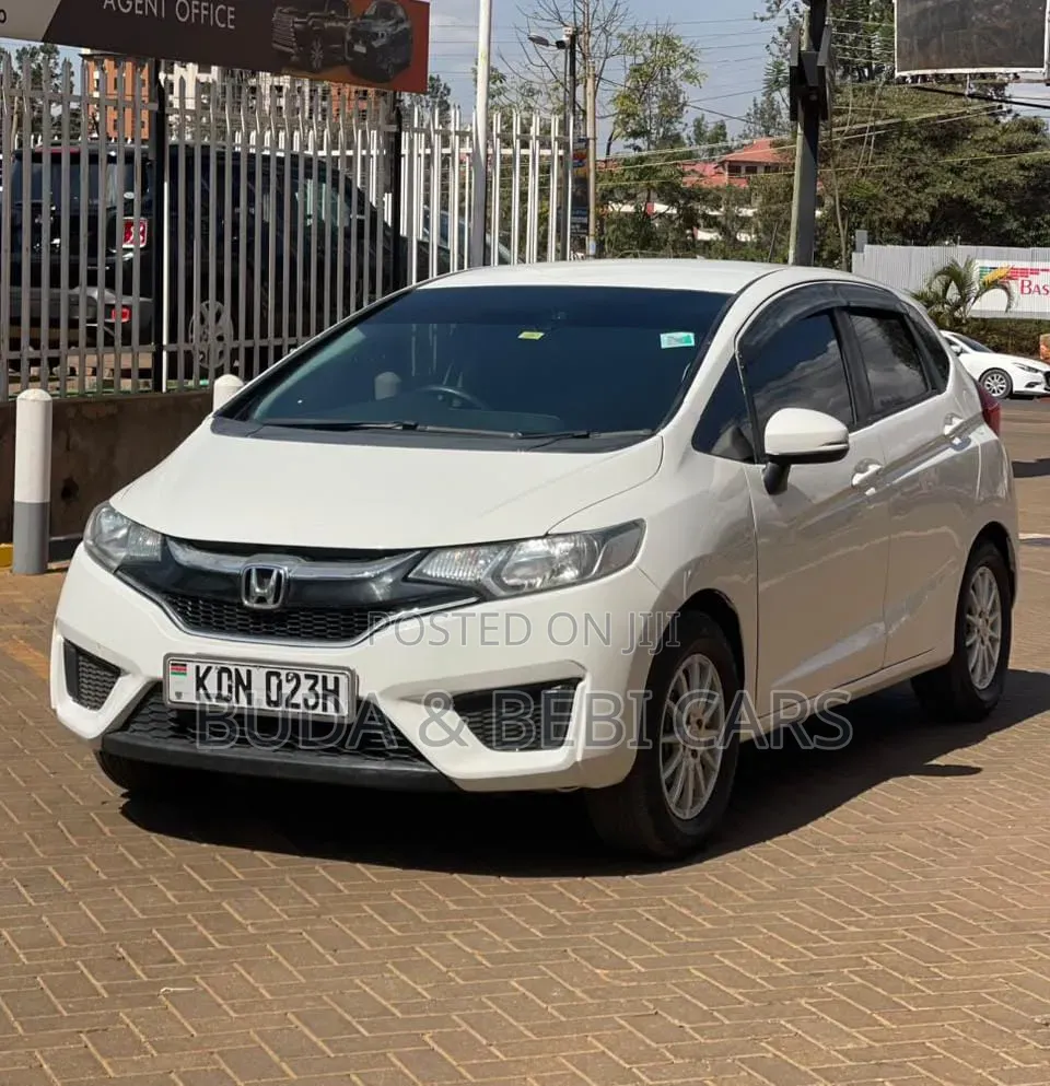 Honda Fit 2016 White