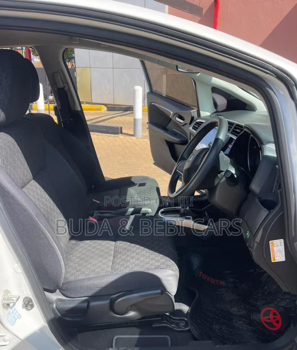 Honda Fit 2016 White