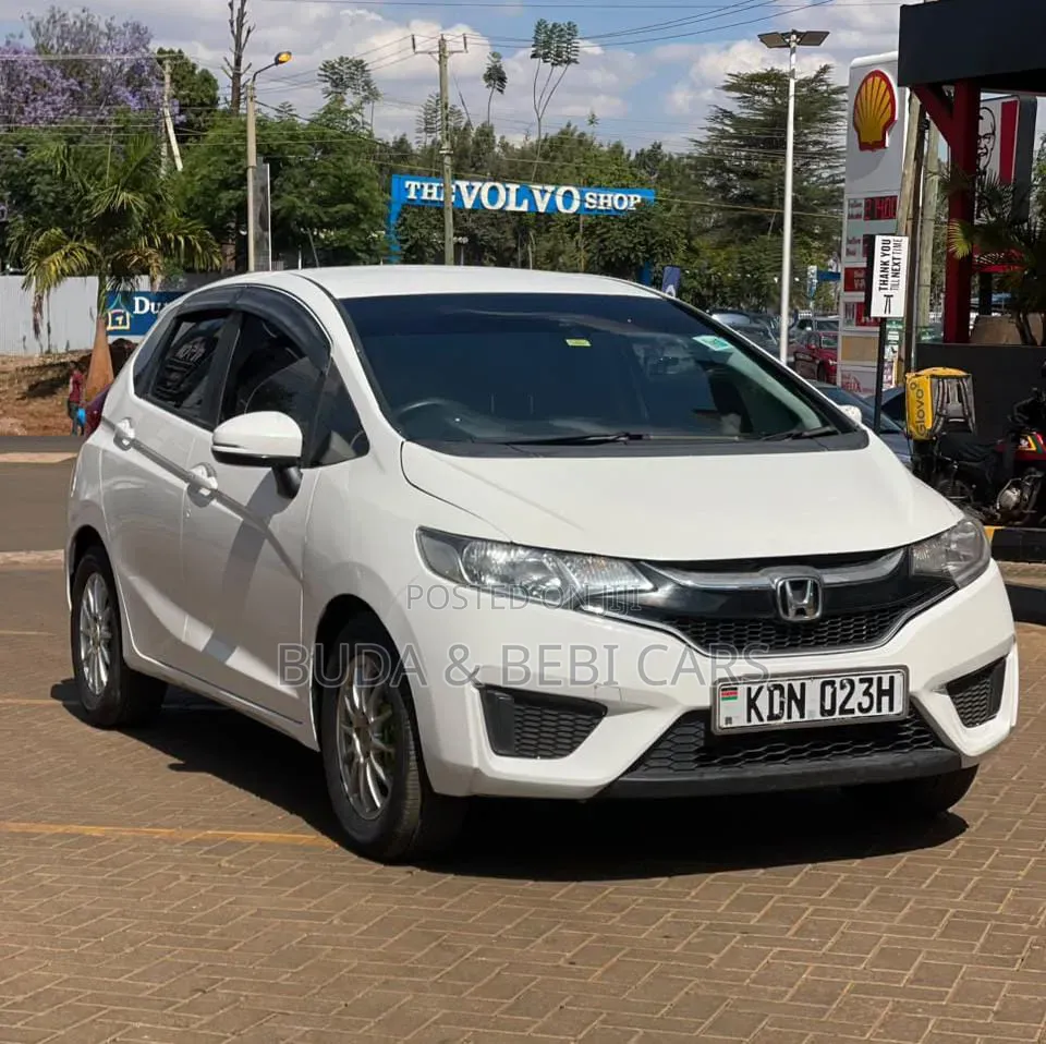 Honda Fit 2016 White