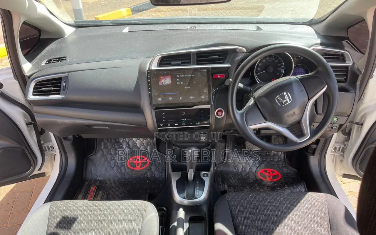 Honda Fit 2016 White