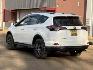 Toyota RAV4 2015 White
