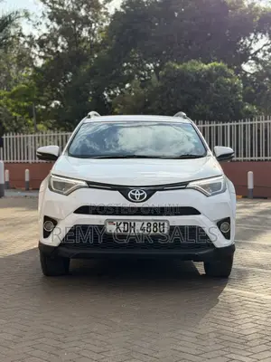 Toyota RAV4 2015 White