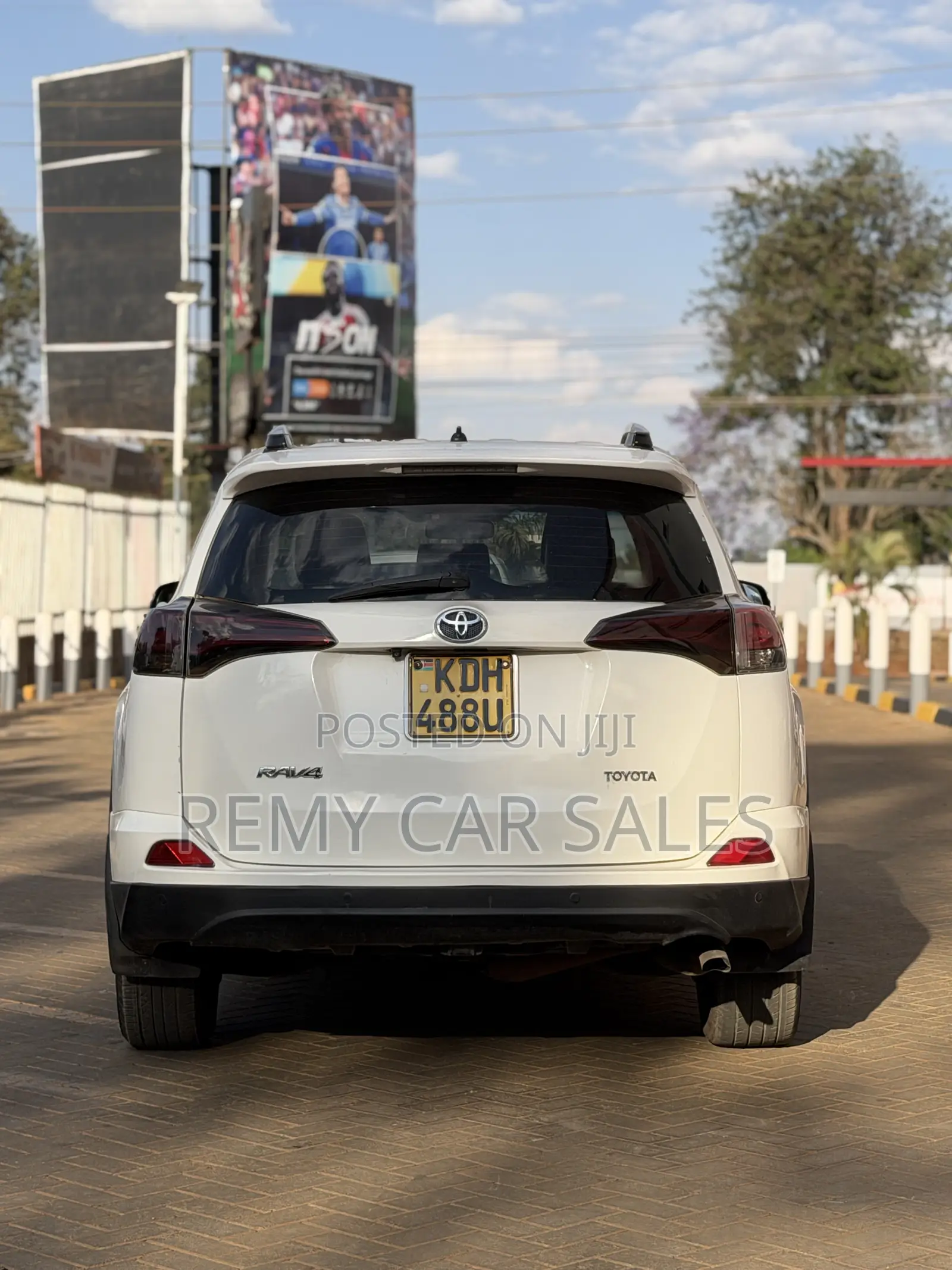 Toyota RAV4 2015 White