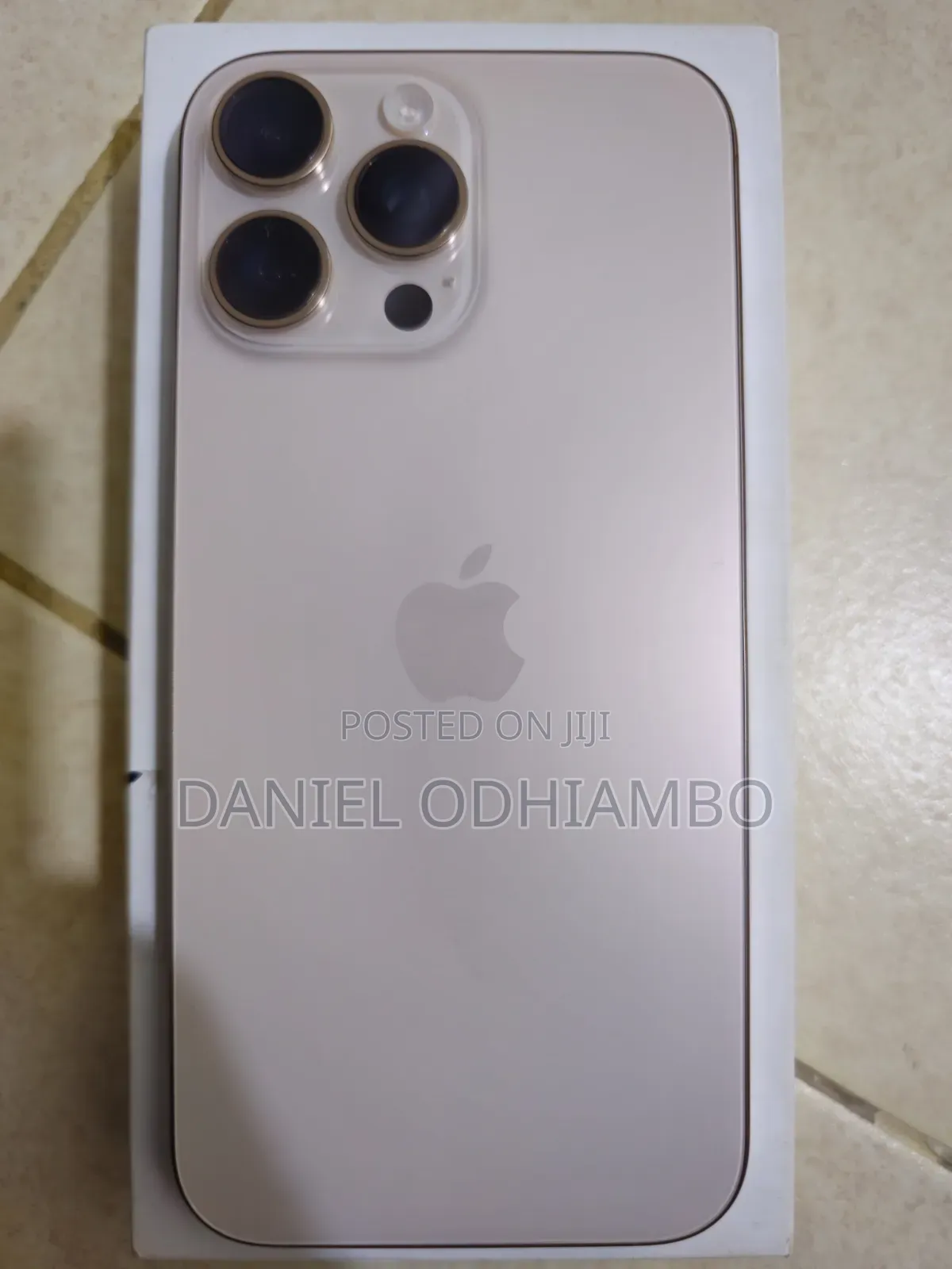 Apple iPhone 16 Pro Max 256 GB Gold