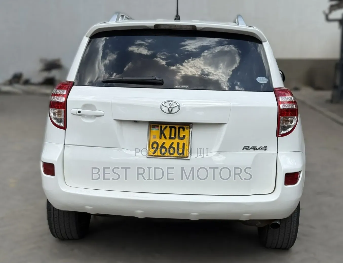 Toyota RAV4 2014 White