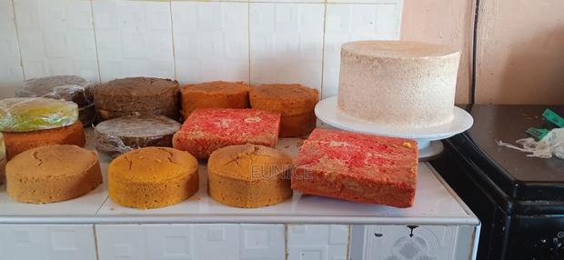 Wedding Cakes - thumbnail 2