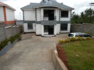 5bdrm Maisonette in Nkoroi for sale