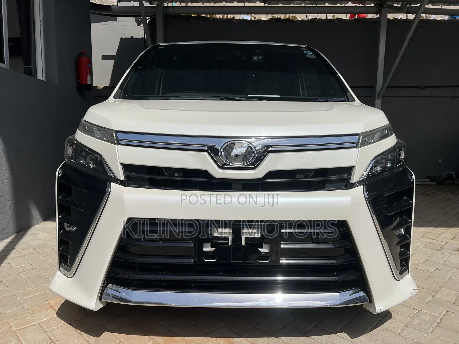 Toyota Voxy 2019 White