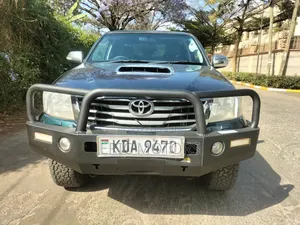 Toyota Hilux 2014 Green