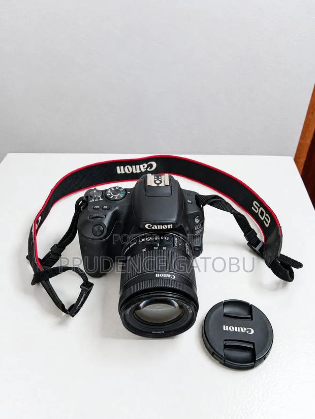 Canon Eos 200d - main view
