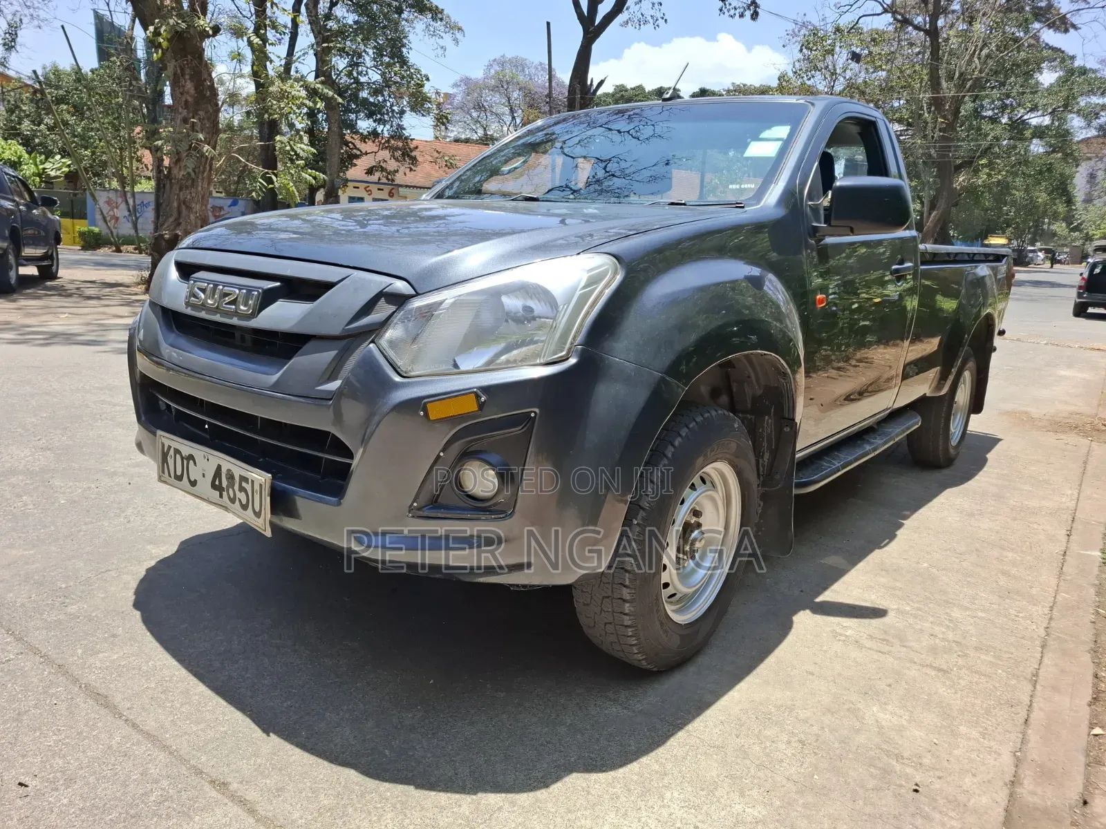 Isuzu D-MAX 2021 Gray