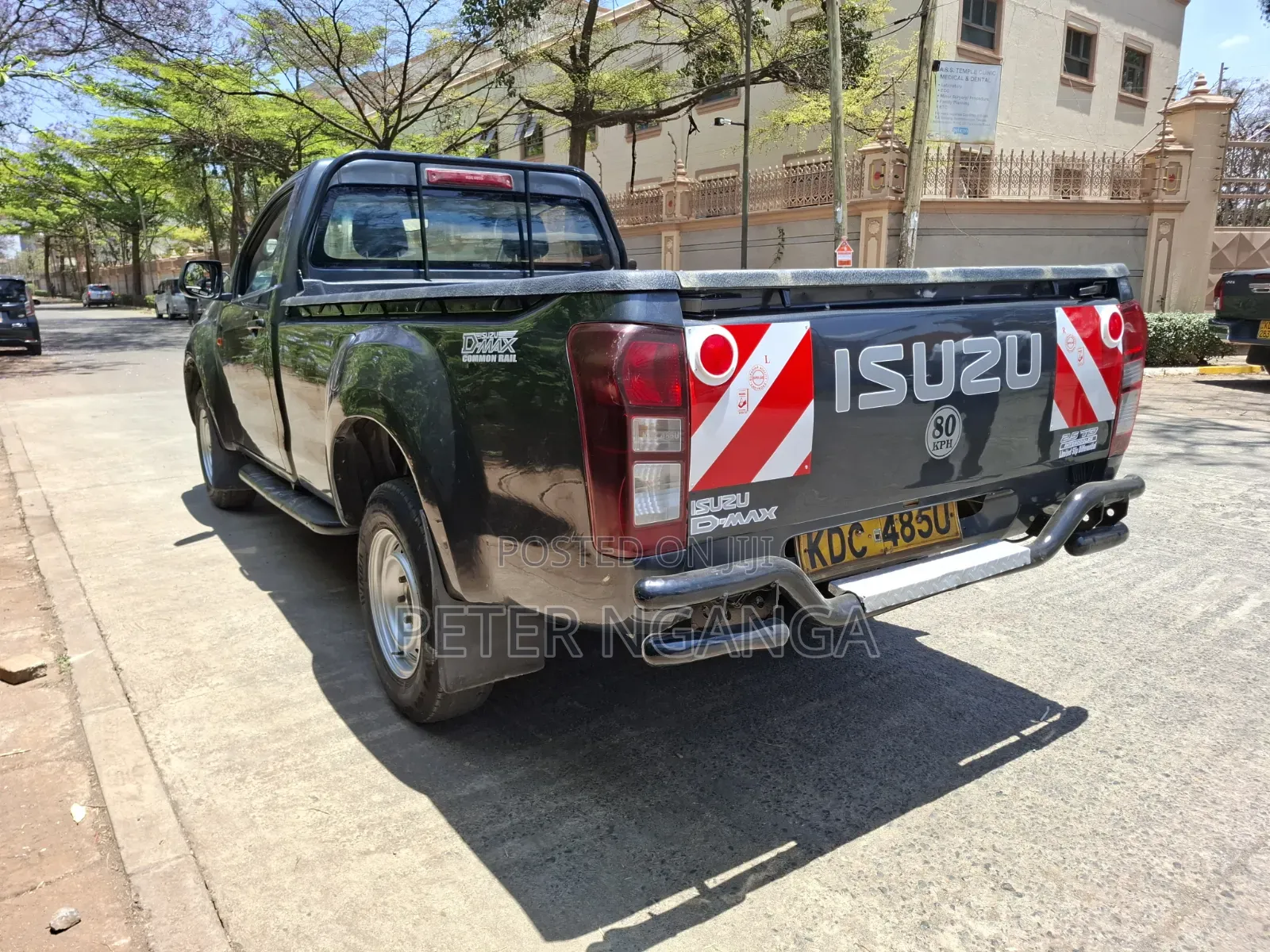 Isuzu D-MAX 2021 Gray