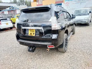 Toyota Land Cruiser Prado 3.0 TD 2011 Matt Black
