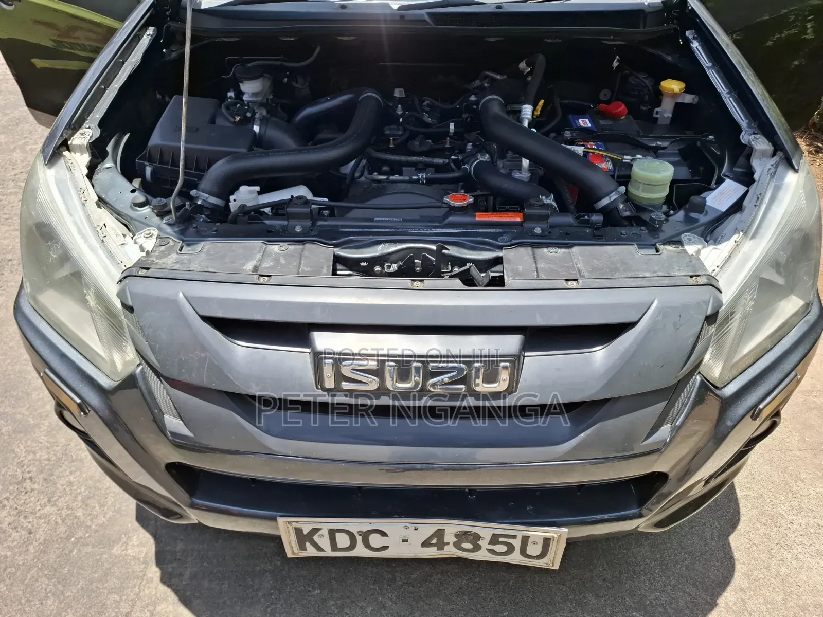Isuzu D-MAX 2021 Gray
