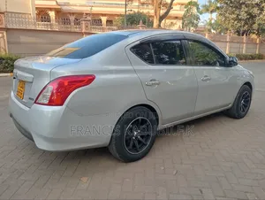 Nissan Latio 1.2 2017 Silver
