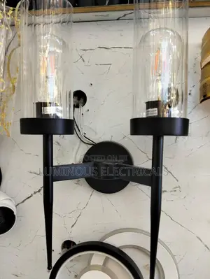 Modern Minimalist Matte Black Twin-Bulb Wall Bracket Light