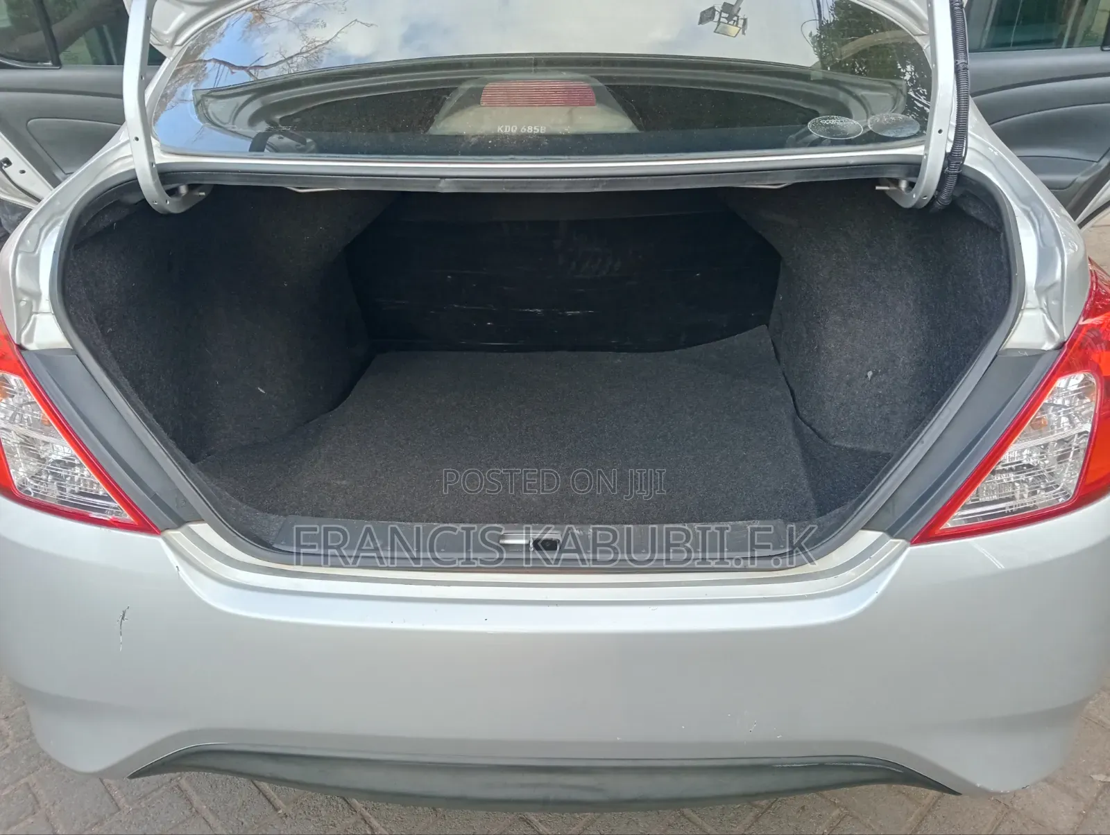 Nissan Latio 1.2 2017 Silver